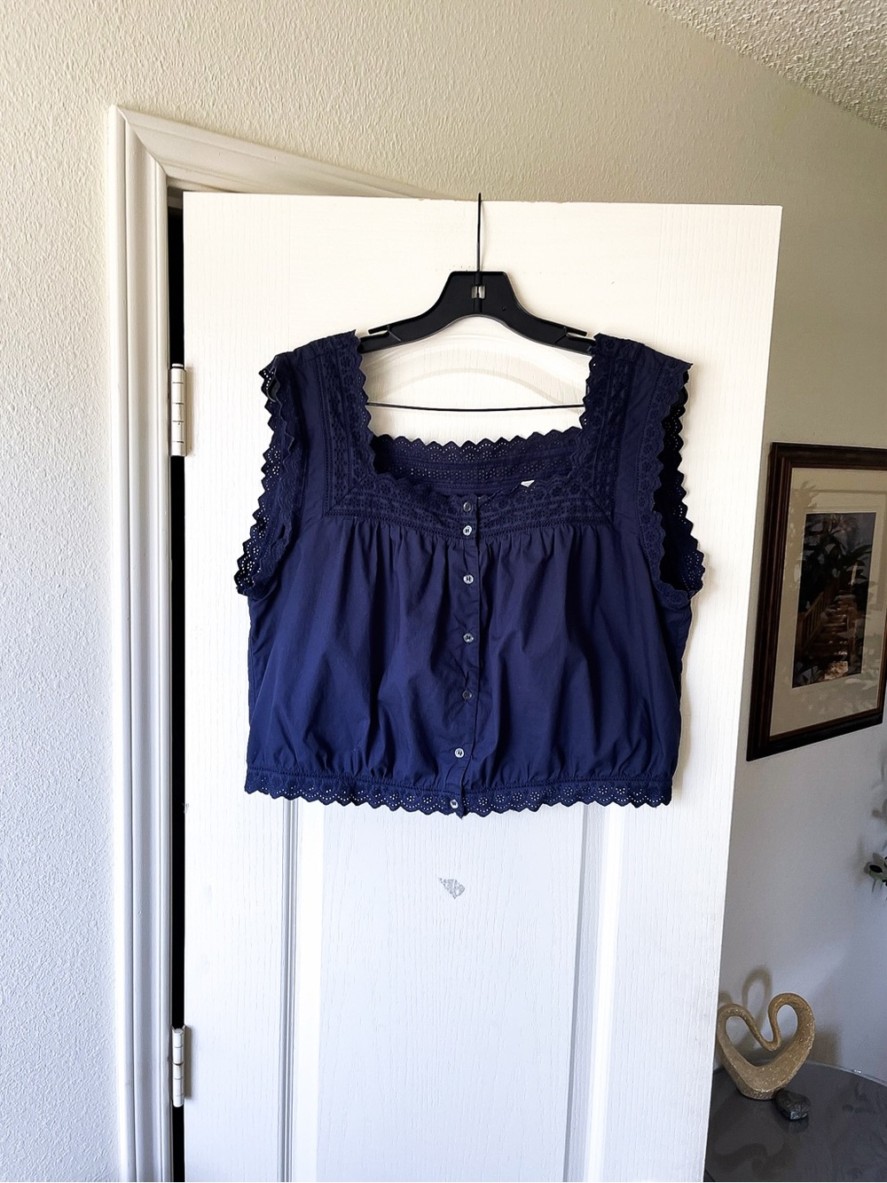 Doen Tillie Eyelet Crop Top Adriatic XL EUC - Picture 2 of 8
